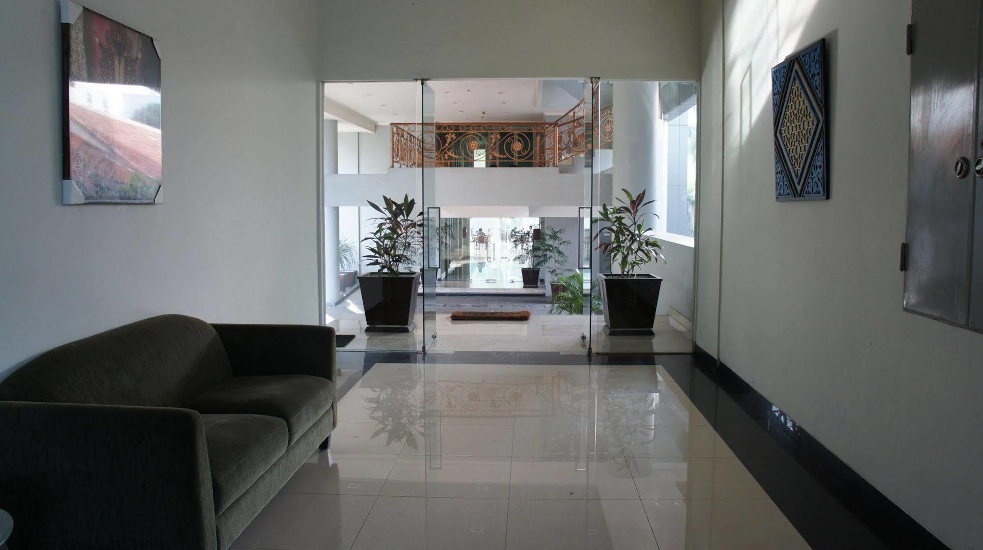 Amazing Kutaradja Hotell Jakarta Eksteriør bilde